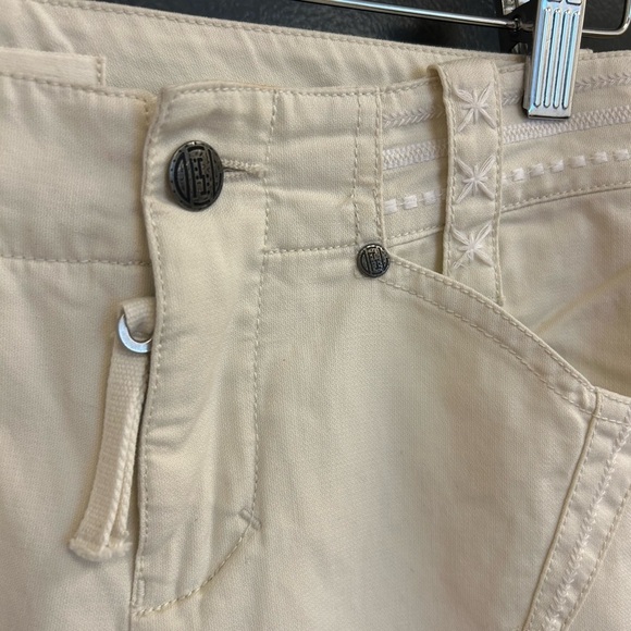 Diesel sz28 Y2K Cream Straight-Leg jeans in excellent used condition low rise - Picture 4 of 14